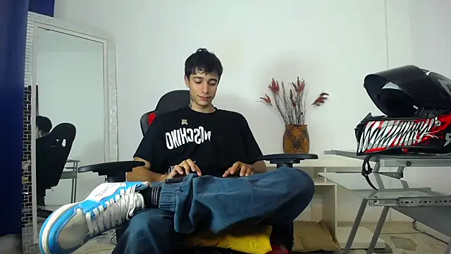 Zacktk7 online show from 01/21/25, 08:32