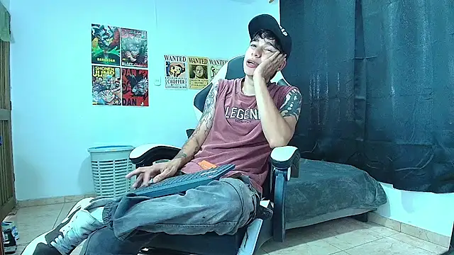 Zacktk7 online show from 02/13/25, 03:14