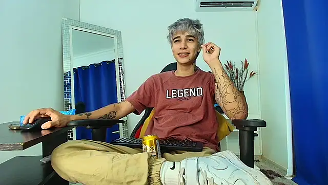 Zacktk7 online show from 02/27/25, 08:09