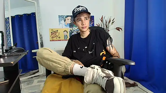 Zacktk7 online show from 03/19/25, 11:25