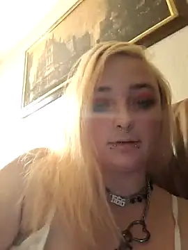 IzanamiNova online show from 12/04/24, 03:15