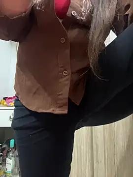 Sexy-Mona2 online show from 04/06/26, 09:32