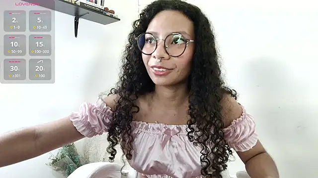 Snapshot of Elektra_williams chatting on 12/22/24, 12:07 Elektra williams online show from 12/22/24, 12:07