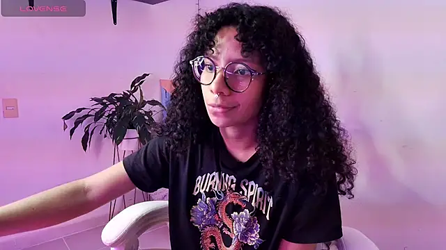 Snapshot of Elektra_williams chatting on 02/08/25, 01:54 Elektra williams online show from 02/08/25, 01:54