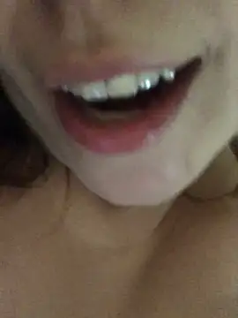 Snapshot of paulette_karim1 chatting on 02/16/25, 10:54 paulette karim1 online show from 02/16/25, 10:54