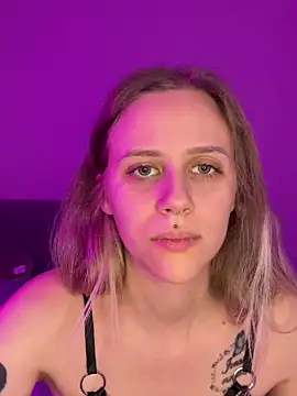 lunawolf21 online show from 01/09/25, 07:31