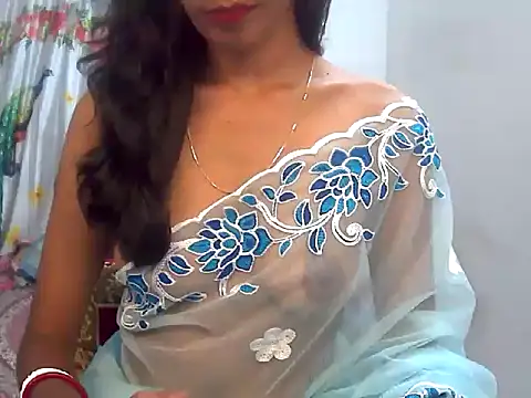 Snapshot of sexy_janu25 chatting on 07/20/26, 10:39 sexy janu25 online show from 07/20/26, 10:39