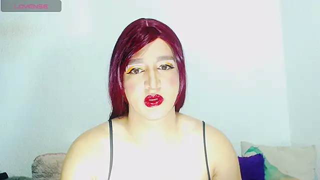 Snapshot of alexandrasexy32 chatting on 06/09/26, 09:48 alexandrasexy32 online show from 06/09/26, 09:48
