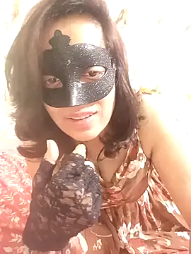 Inaya Mishra online show from 01/13/25, 05:12