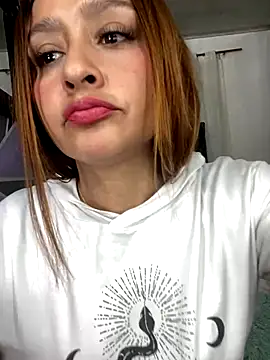 Snapshot of Keittly_ chatting on 12/06/24, 10:19 Keittly online show from 12/06/24, 10:19