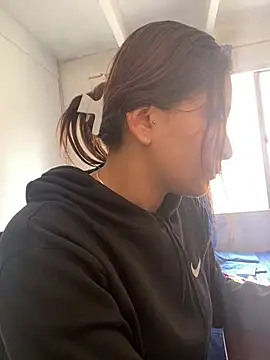 Snapshot of Keittly_ chatting on 12/14/24, 06:09 Keittly online show from 12/14/24, 06:09