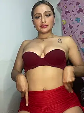 Snapshot of Keittly_ chatting on 01/28/25, 02:53 Keittly online show from 01/28/25, 02:53