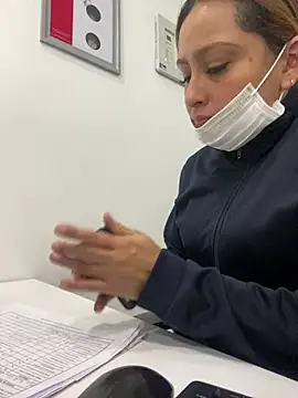 Snapshot of Keittly_ chatting on 03/16/25, 02:22 Keittly online show from 03/16/25, 02:22