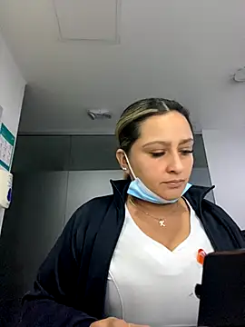 Snapshot of Keittly_ chatting on 10/09/25, 02:20 Keittly online show from 10/09/25, 02:20