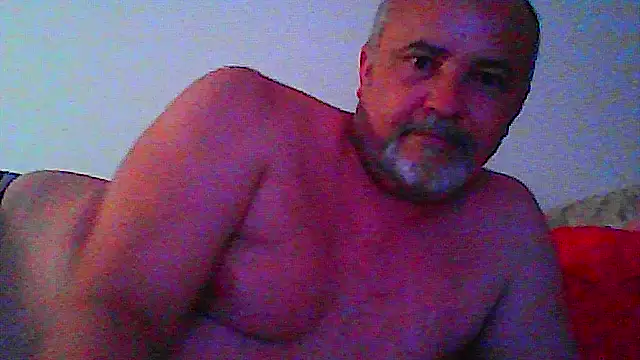 Snapshot of GayPourToi chatting on 06/18/26, 07:51 GayPourToi online show from 06/18/26, 07:51