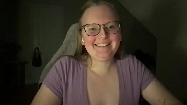 lexie lilacs online show from 01/17/25, 03:34