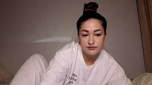 Aria Blisss online show from 12/23/25, 01:25