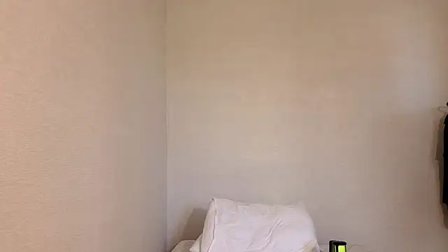 Snapshot of Aria_Blisss chatting on 06/25/26, 05:12 Aria Blisss online show from 06/25/26, 05:12