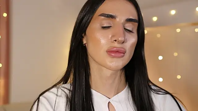 Kim Oberlin  online show from 02/07/25, 05:18