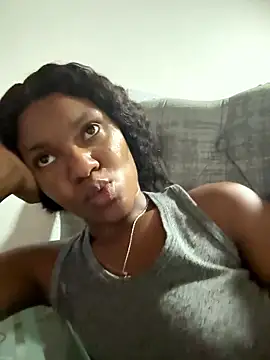 SophiaSmiiths  online show from 01/13/26, 10:48