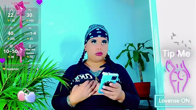 nauthyvalentina online show from 02/05/25, 06:37