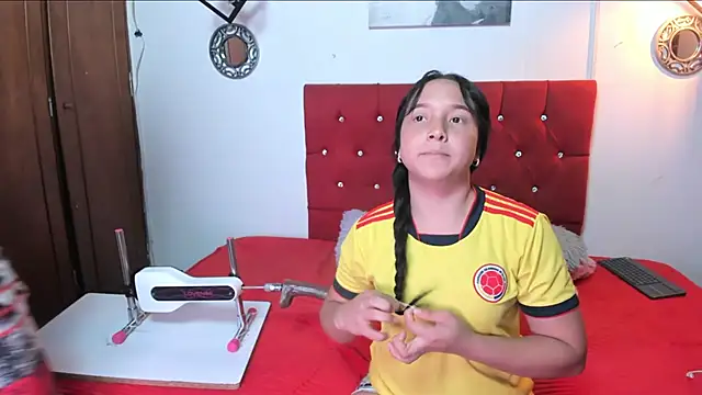 couple lovelyds online show from 03/06/25, 12:30