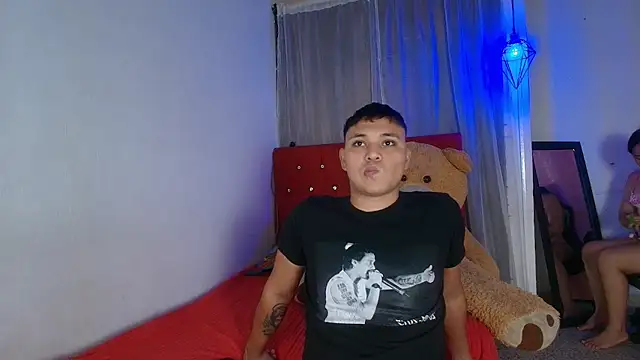 couple lovelyds online show from 09/30/25, 08:25