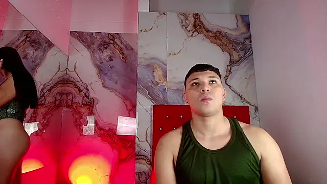 couple lovelyds online show from 12/14/25, 08:57