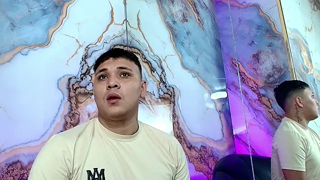 couple lovelyds online show from 02/07/26, 09:07