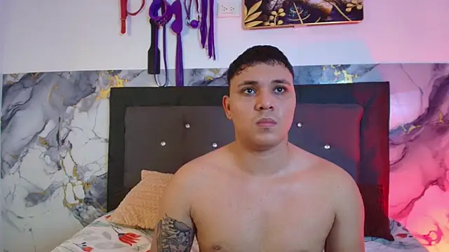 couple lovelyds online show from 04/15/26, 09:37