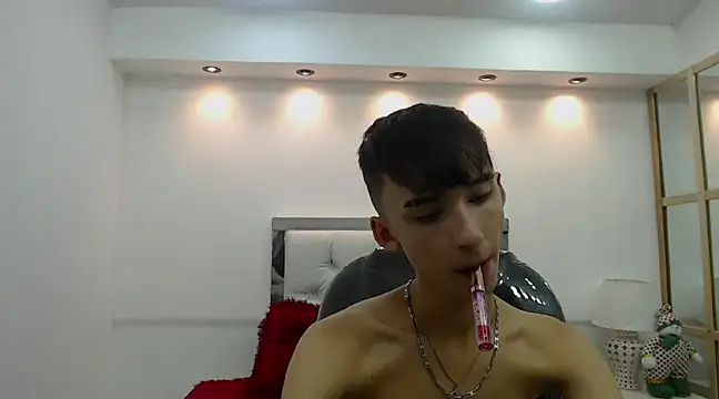 hot starboy online show from 12/08/24, 10:25
