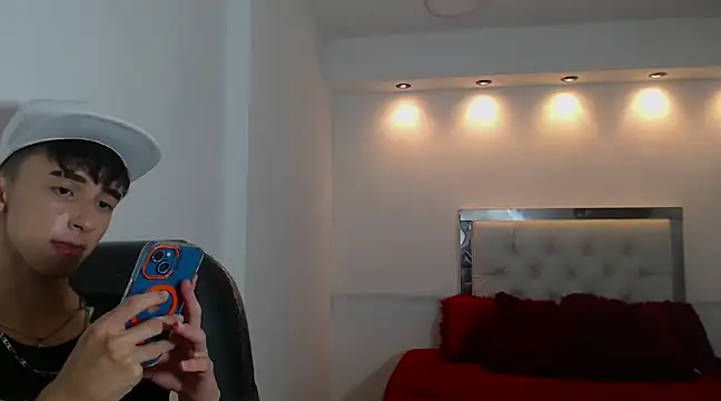 hot starboy online show from 12/17/24, 10:22