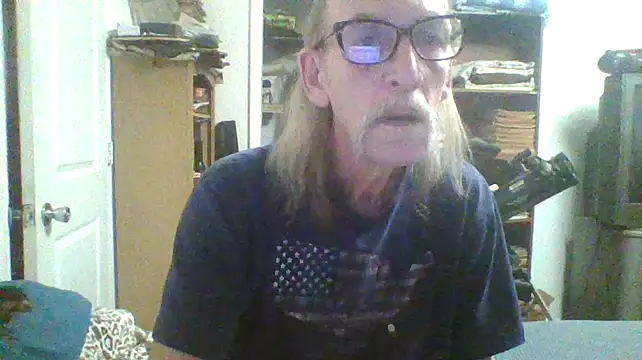 friendlychat1 online show from 10/09/25, 02:42