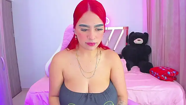 Snapshot of Sofia_martiin chatting on 01/27/25, 02:02 Sofia martiin online show from 01/27/25, 02:02