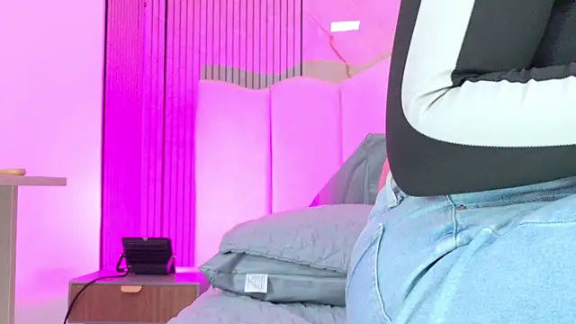 Sofia martiin online show from 05/01/26, 03:11