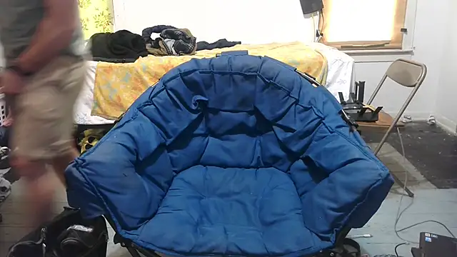 ScubaStevex online show from 02/18/25, 07:52