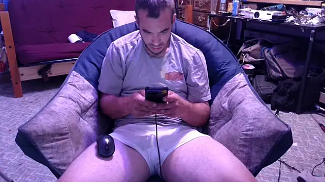 ScubaStevex online show from 09/19/25, 07:32