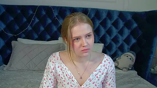 SelinSwarovski online show from 12/18/25, 06:14