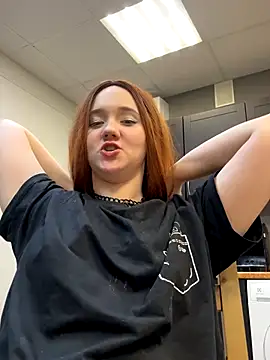 BritneyBurns online show from 12/04/24, 01:14