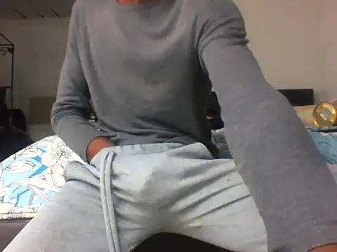 Snapshot of LegitStuff247 chatting on 03/06/26, 02:24 LegitStuff247 online show from 03/06/26, 02:24