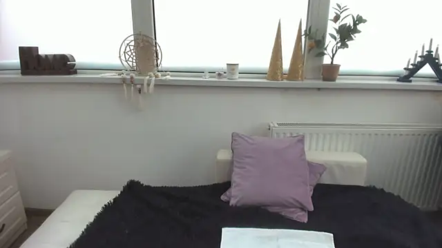 Arya Shinex online show from 02/17/25, 07:58