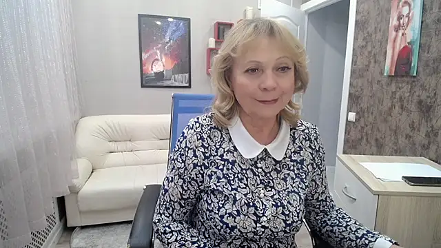 Milla Cutie18 online show from 02/17/25, 11:55