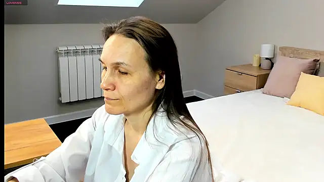 Lillian White online show from 02/22/25, 04:29