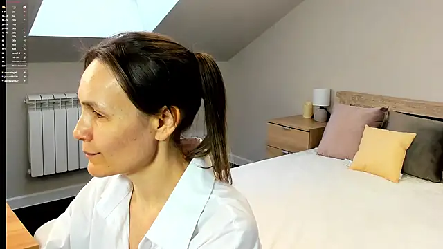 Lillian White online show from 02/22/25, 07:34