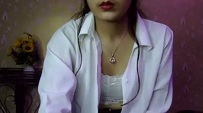 Snapshot of sonam_love- chatting on 01/03/25, 11:23 sonam love- online show from 01/03/25, 11:23