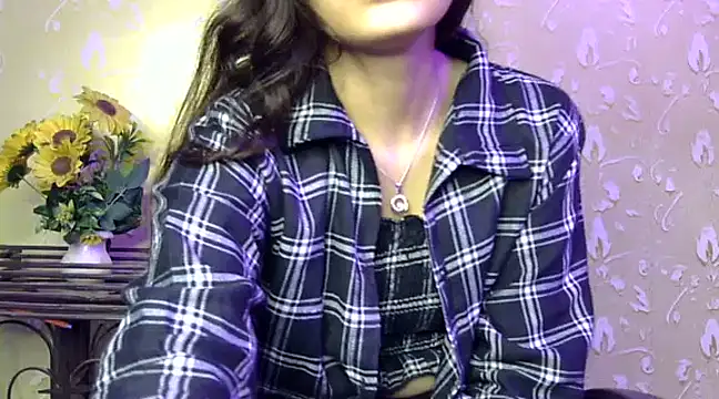 Snapshot of sonam_love- chatting on 01/09/25, 11:13 sonam love- online show from 01/09/25, 11:13