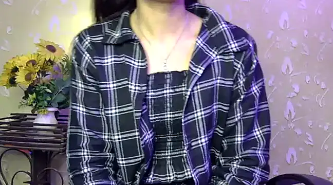 Snapshot of sonam_love- chatting on 01/10/25, 02:35 sonam love- online show from 01/10/25, 02:35