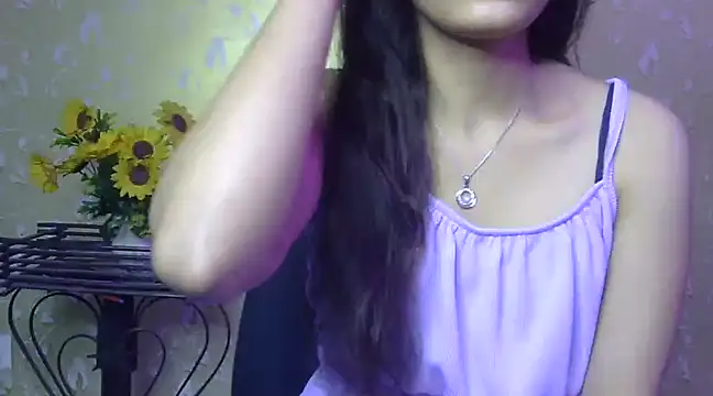 Snapshot of sonam_love- chatting on 01/13/25, 11:49 sonam love- online show from 01/13/25, 11:49