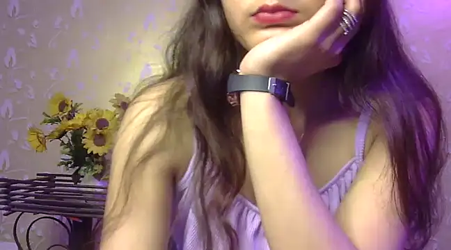 Snapshot of sonam_love- chatting on 01/15/25, 10:02 sonam love- online show from 01/15/25, 10:02