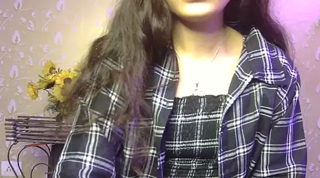 Snapshot of sonam_love- chatting on 01/17/25, 09:06 sonam love- online show from 01/17/25, 09:06